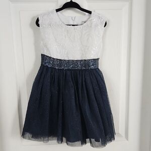 Elegant Kids Dress with White Lace and Navy Tulle